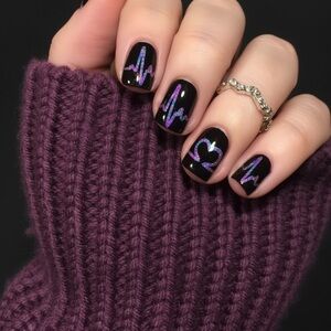 24 Piece Glittery Purple Heartbeat Press on Nails. New.